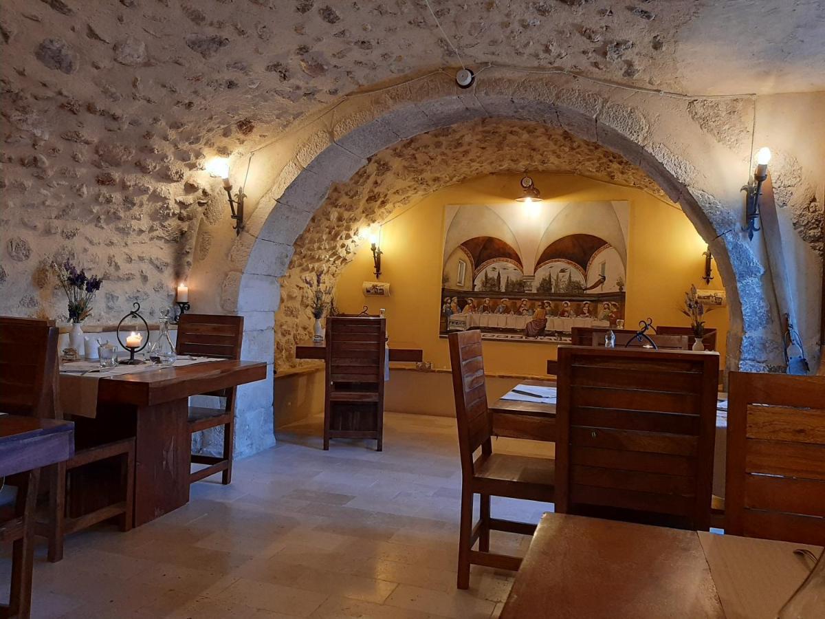 Palazzo La Loggia Hébergement de vacances Barisciano
